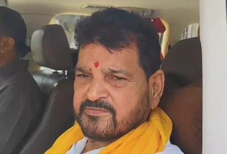 मुर्शिदाबाद में बंद होनी चाहिए हिंसा, देश भर में दिखाई दे रहा असर : बृजभूषण शरण सिंह मुर्शिदाबाद में बंद होनी चाहिए हिंसा, देश भर में दिखाई दे रहा असर : बृजभूषण शरण सिंह