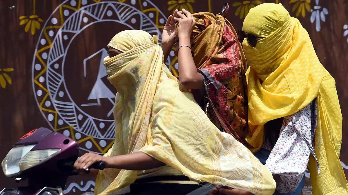 MP : रतलाम, गुना और 3 अन्य में हीटवेव अलर्ट; अगले 4 दिनों तक लू चलने की आशंका MP : रतलाम, गुना और 3 अन्य में हीटवेव अलर्ट; अगले 4 दिनों तक लू चलने की आशंका