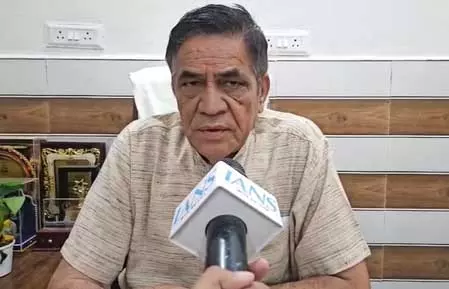 मुस्तफाबाद हादसे पर बोले मोहन बिष्ट- गरीबों की जान ले रहा बिल्डरों का लालच, दिल्ली सरकार लाएगी सख्त कानून मुस्तफाबाद हादसे पर बोले मोहन बिष्ट- गरीबों की जान ले रहा बिल्डरों का लालच, दिल्ली सरकार लाएगी सख्त कानून
