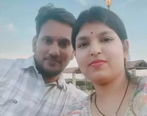 पत्नी से परेशान होकर इंजीनियर ने ली खुद की जान, सरकारी टीचर बनते ही बदला रवैया पत्नी से परेशान होकर इंजीनियर ने ली खुद की जान, सरकारी टीचर बनते ही बदला रवैया