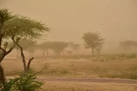 Jaipur: गर्मी के कहर के बाद अब बदलेगा मौसम, आंधी-पानी की संभावना Jaipur: गर्मी के कहर के बाद अब बदलेगा मौसम, आंधी-पानी की संभावना