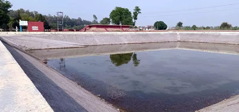 Haryana : नहरबंदी के कारण सिरसा के गांवों में पानी की भारी कमी Haryana : नहरबंदी के कारण सिरसा के गांवों में पानी की भारी कमी