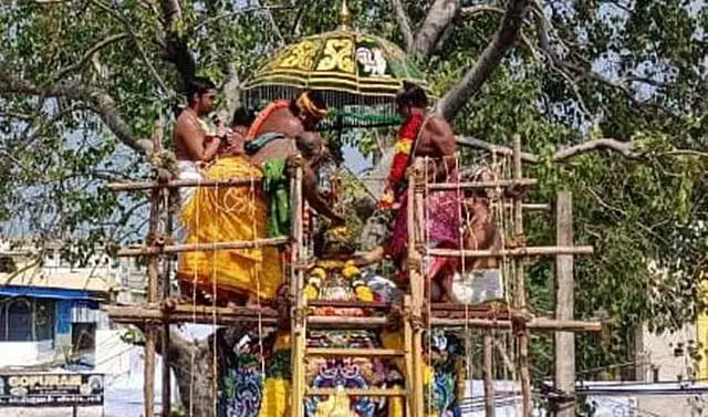 तिरुचेंदूर: पुतुदुगई विनयगर मंदिर में कुंभाभिषेकम! तिरुचेंदूर: पुतुदुगई विनयगर मंदिर में कुंभाभिषेकम!
