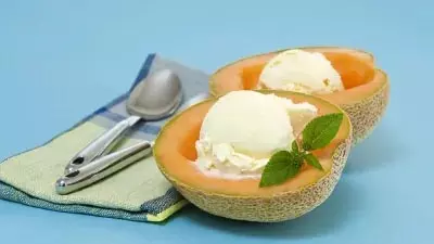 Muskmelon Ice Cream: मस्कमेलन आइसक्रीम का स्वाद लें Muskmelon Ice Cream: मस्कमेलन आइसक्रीम का स्वाद लें