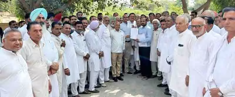 अंतिम छोर से जल चैनल पुनरुद्धार का काम शुरू करें: Farmers अंतिम छोर से जल चैनल पुनरुद्धार का काम शुरू करें: Farmers