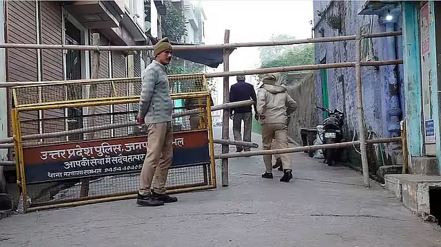 संबल में विवादित पोस्टर: पुलिस जांच कर रही संबल में विवादित पोस्टर: पुलिस जांच कर रही