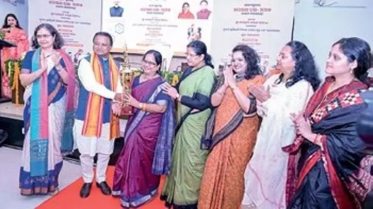 गुणवत्तापूर्ण शिक्षा और आर्थिक अवसर लिंगानुपात को संतुलित करने की कुंजी: CM Majhi गुणवत्तापूर्ण शिक्षा और आर्थिक अवसर लिंगानुपात को संतुलित करने की कुंजी: CM Majhi
