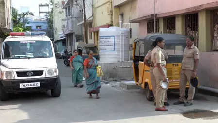 प्रदूषित पानी पीने से 30 से अधिक लोग अस्पताल में भर्ती, 2 की मौत प्रदूषित पानी पीने से 30 से अधिक लोग अस्पताल में भर्ती, 2 की मौत
