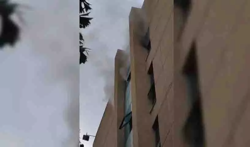 हैदराबाद में NIMS के आपातकालीन विंग में लगी आग हैदराबाद में NIMS के आपातकालीन विंग में लगी आग