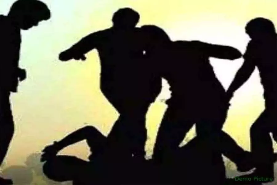 बिहू के लिए चंदे को लेकर हिंसक विवाद, एक घायल बिहू के लिए चंदे को लेकर हिंसक विवाद, एक घायल