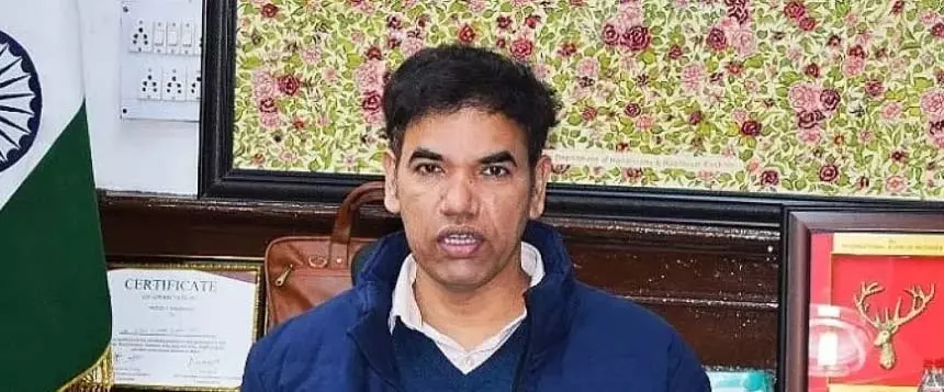 Jammu: मंडलायुक्त ने आवश्यक सेवाओं की बहाली का आकलन किया Jammu: मंडलायुक्त ने आवश्यक सेवाओं की बहाली का आकलन किया