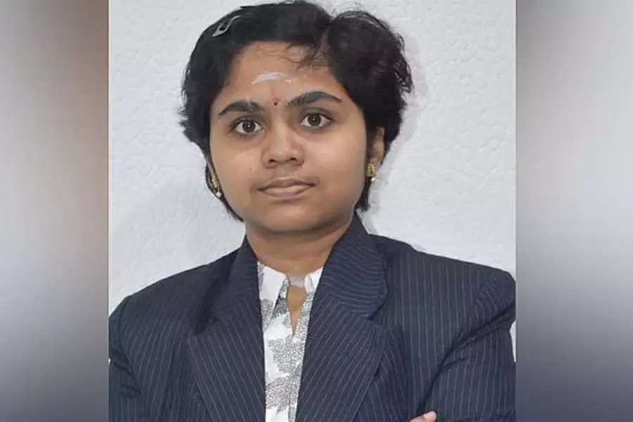 लड़की ने JEE Main में पूरे 100 अंक किए हासिल लड़की ने JEE Main में पूरे 100 अंक किए हासिल