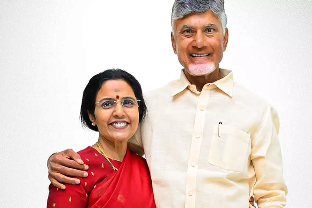 Andhra: चंद्रबाबू के 75वें जन्मदिन पर भुवनेश्वरी ने शेयर किया भावनात्मक संदेश Andhra: चंद्रबाबू के 75वें जन्मदिन पर भुवनेश्वरी ने शेयर किया भावनात्मक संदेश
