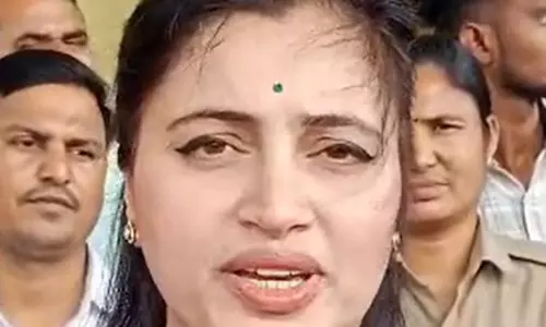 BJP नेत्री नवनीत राणा ने की बंगाल में राष्ट्रपति शासन की मांग BJP नेत्री नवनीत राणा ने की बंगाल में राष्ट्रपति शासन की मांग