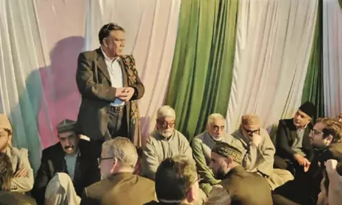 PDP प्रतिनिधिमंडल ने आगा परिवार से जताई संवेदना