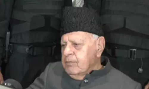 Srinagar लोगों की जरूरतें पूरा कर रही NC सरकार: फारूक अब्दुल्ला Srinagar लोगों की जरूरतें पूरा कर रही NC सरकार: फारूक अब्दुल्ला