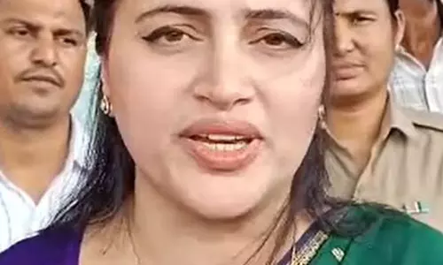 भाजपा नेता नवनीत राणा ने की बंगाल में राष्ट्रपति शासन की मांग भाजपा नेता नवनीत राणा ने की बंगाल में राष्ट्रपति शासन की मांग