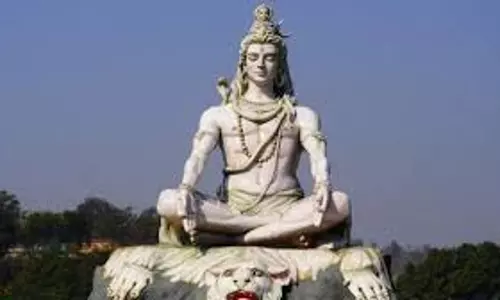 Shiv Chalisa: हर रोज करें शिव चालीसा का पाठ, नहीं रहेगी कभी किसी चीज की कमी Shiv Chalisa: हर रोज करें शिव चालीसा का पाठ, नहीं रहेगी कभी किसी चीज की कमी