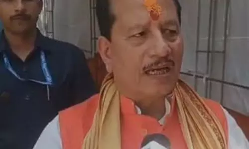 सिर्फ घोटाला शब्द पर ही तेजस्वी यादव का खुलता है मुंह और बुद्धि : विजय सिन्हा सिर्फ घोटाला शब्द पर ही तेजस्वी यादव का खुलता है मुंह और बुद्धि : विजय सिन्हा