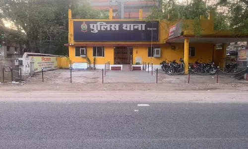 रायपुर : नकदी 2 लाख की चोरी, व्यापारी की शिकायत पर FIR रायपुर : नकदी 2 लाख की चोरी, व्यापारी की शिकायत पर FIR