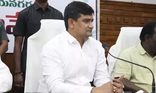 TTD प्रमुख ने YSRC शासन के तहत एसवी गौशाला में बड़े घोटाले का आरोप लगाया TTD प्रमुख ने YSRC शासन के तहत एसवी गौशाला में बड़े घोटाले का आरोप लगाया