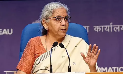 द्विपक्षीय व्यापार समझौते पर बातचीत के बीच अमेरिका दौरे पर वित्त मंत्री निर्मला सीतारमण द्विपक्षीय व्यापार समझौते पर बातचीत के बीच अमेरिका दौरे पर वित्त मंत्री निर्मला सीतारमण