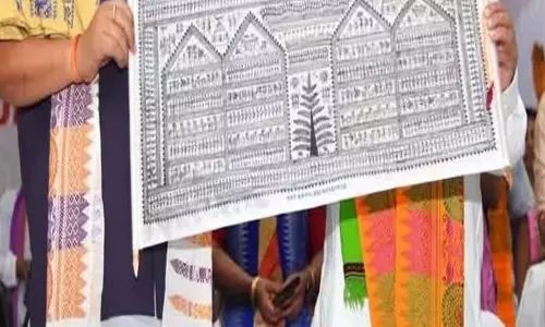 सामंत को गुरुदेव कालीचरण ब्रह्मा पुरस्कार मिला सामंत को गुरुदेव कालीचरण ब्रह्मा पुरस्कार मिला