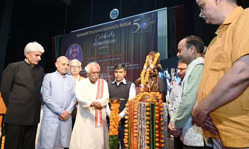 Haryana :  बेरोजगारी दूर करें, राज्यपाल ने शिक्षाविदों से कहा