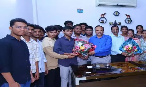 नारायण ने जेईई मेन्स में शीर्ष रैंक के साथ अपना दबदबा बनाया
