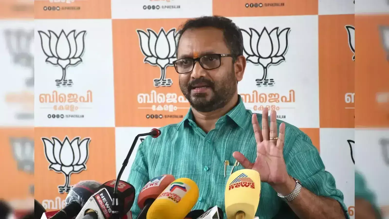 Kerala : स्नेहा यात्रा के बजाय, ईस्टर के दिन ईसाई चर्चों का दौरा करेंगे भाजपा नेता Kerala : स्नेहा यात्रा के बजाय, ईस्टर के दिन ईसाई चर्चों का दौरा करेंगे भाजपा नेता