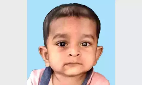 Kerala : समुद्र में गिरने से ढाई साल के बच्चे की मौत Kerala : समुद्र में गिरने से ढाई साल के बच्चे की मौत