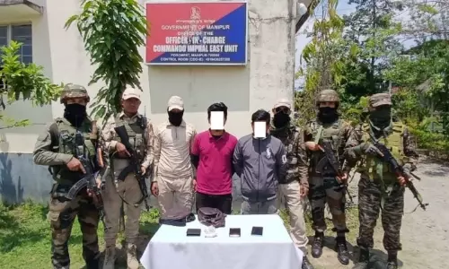 Manipur में ट्रांसपोर्टरों से जबरन वसूली करने के आरोप में UNLF-P के दो कार्यकर्ता गिरफ्तार Manipur में ट्रांसपोर्टरों से जबरन वसूली करने के आरोप में UNLF-P के दो कार्यकर्ता गिरफ्तार