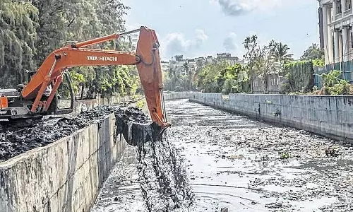 पुणे मानसून के लिए तैयार: PMC सीवेज-सफाई वाहनों पर ₹95 करोड़ खर्च करेगी