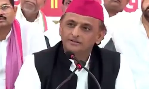 Akhilesh Yadav ने निशिकांत दुबे की सुप्रीम कोर्ट पर टिप्पणी पर कही ये बात
