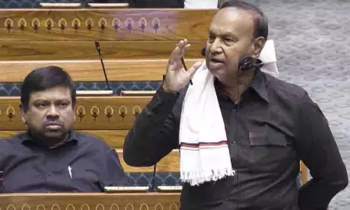 सोनिया, राहुल के खिलाफ ईडी की कार्रवाई शर्मनाक राजनीतिक प्रतिशोध: DMK सोनिया, राहुल के खिलाफ ईडी की कार्रवाई शर्मनाक राजनीतिक प्रतिशोध: DMK