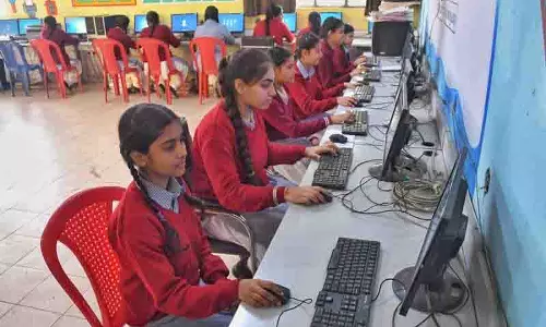 Nursing College के छात्रों के लिए डिजिटल लाइब्रेरी पर कार्यशाला Nursing College के छात्रों के लिए डिजिटल लाइब्रेरी पर कार्यशाला
