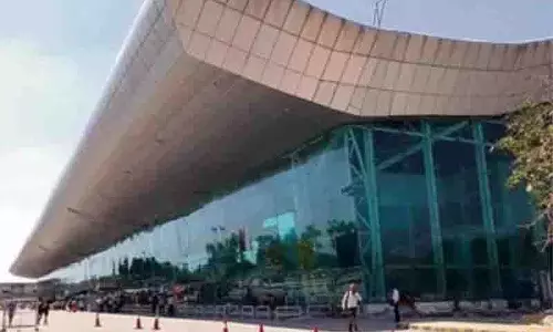 Amritsar हवाई अड्डे पर ट्रॉलियों की कमी से यात्री परेशान