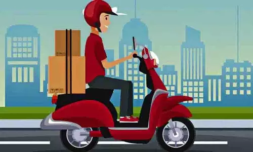 Telangana गिग वर्कर्स बिल में खामियों से जनता में चिंता Telangana गिग वर्कर्स बिल में खामियों से जनता में चिंता