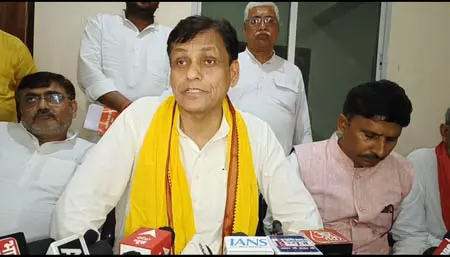 राजद-कांग्रेस परिवारवाद और भ्रष्टाचार की राजनीति करती है : नित्यानन्द राय राजद-कांग्रेस परिवारवाद और भ्रष्टाचार की राजनीति करती है : नित्यानन्द राय