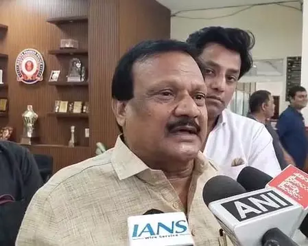कांग्रेस नेता सज्जन सिंह का निशिकांत दुबे पर तंज, सीजेआई पर सवाल उठाने से उनकी बुद्धि पर हुआ आश्चर्य कांग्रेस नेता सज्जन सिंह का निशिकांत दुबे पर तंज, सीजेआई पर सवाल उठाने से उनकी बुद्धि पर हुआ आश्चर्य