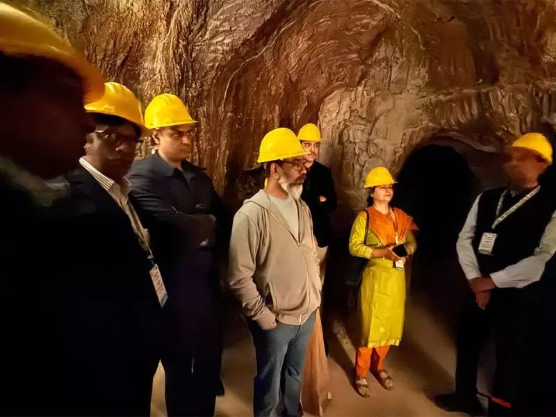 मुख्यमंत्री हेमंत सोरेन ने बार्सिलोना में खानों के गावा संग्रहालय का किया दौरा मुख्यमंत्री हेमंत सोरेन ने बार्सिलोना में खानों के गावा संग्रहालय का किया दौरा