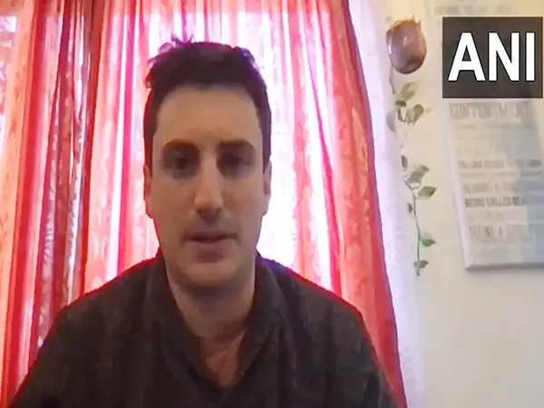 कनाडाई पत्रकार ने कहा- सरे में Hindu मंदिर में तोड़फोड़ के लिए खालिस्तानी जिम्मेदार हैं कनाडाई पत्रकार ने कहा- सरे में Hindu मंदिर में तोड़फोड़ के लिए खालिस्तानी जिम्मेदार हैं