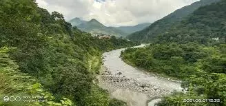 Haldwani: बारिश ने थामा तापमान का बढ़ता ग्राफ, अप्रैल बना सुहाना Haldwani: बारिश ने थामा तापमान का बढ़ता ग्राफ, अप्रैल बना सुहाना