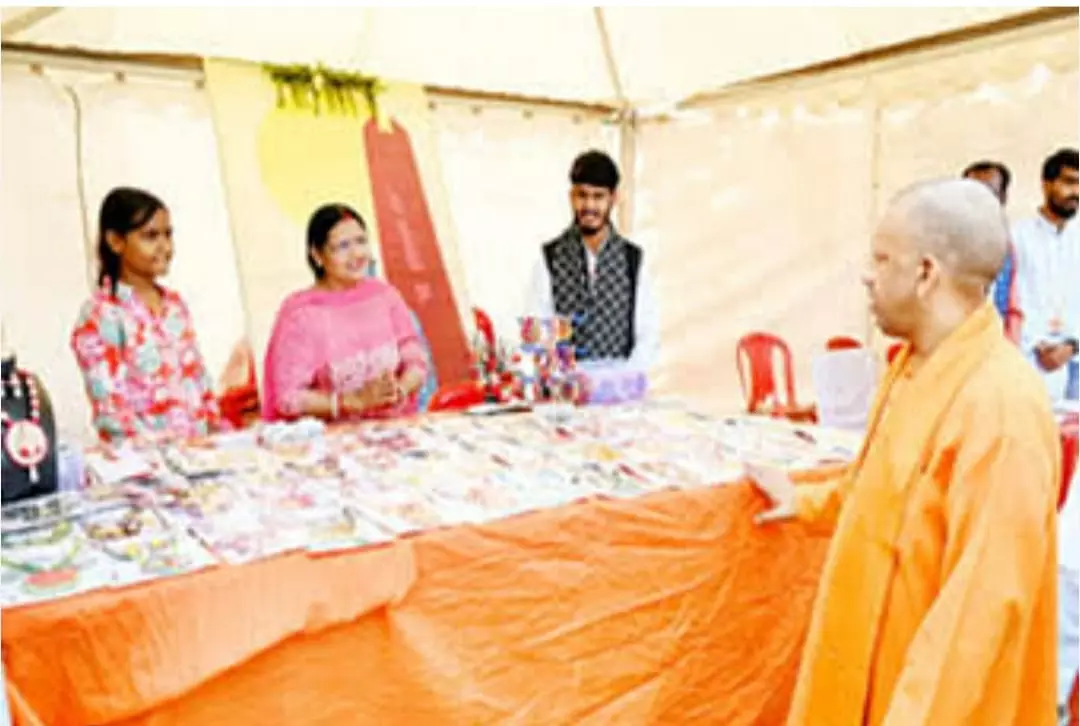 Lucknow: आयुष बाजार में तेजी से उभरेगा यूपी, रोजगार और निवेश को मिलेगा बढ़ावा Lucknow: आयुष बाजार में तेजी से उभरेगा यूपी, रोजगार और निवेश को मिलेगा बढ़ावा