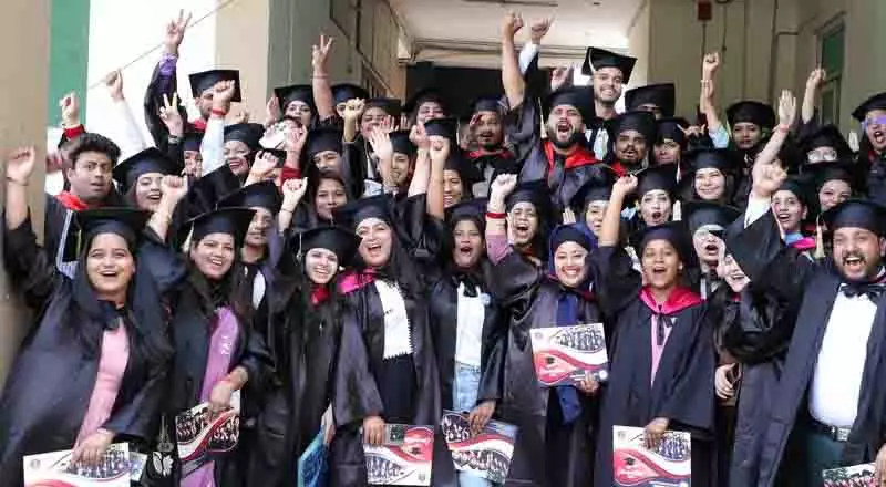 Jalandhar: 200 छात्रों को डिग्री मिली Jalandhar: 200 छात्रों को डिग्री मिली