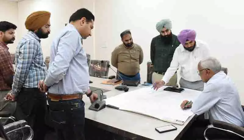 मानसून से पहले नालों की सफाई का काम पूरा कर लिया जाएगा: Goyal मानसून से पहले नालों की सफाई का काम पूरा कर लिया जाएगा: Goyal