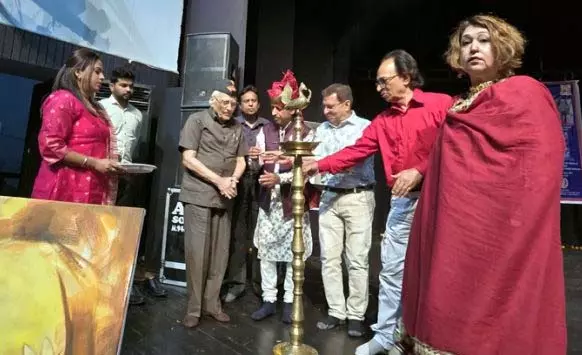 Jammu: राष्ट्रीय स्तर पर बैसाखी समारोह सांस्कृतिक उत्साह के साथ मनाया गया Jammu: राष्ट्रीय स्तर पर बैसाखी समारोह सांस्कृतिक उत्साह के साथ मनाया गया