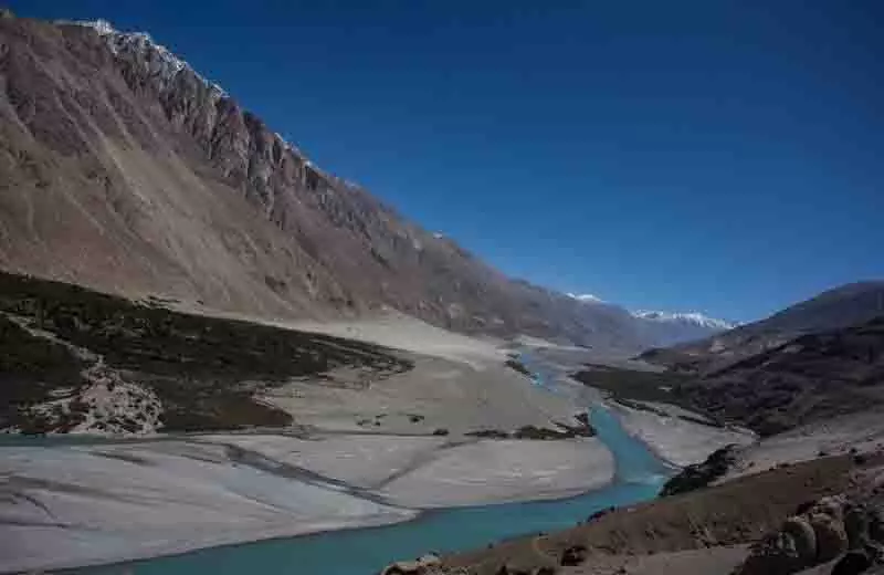 Hindu Kush में बर्फबारी 23 साल के निचले स्तर पर, दक्षिण एशिया की जल सुरक्षा खतरे में Hindu Kush में बर्फबारी 23 साल के निचले स्तर पर, दक्षिण एशिया की जल सुरक्षा खतरे में