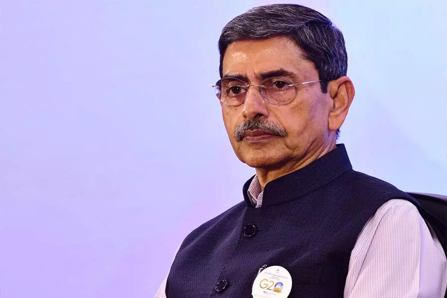 राज्यपाल के कुलपति सम्मेलन ने कुलाधिपति की भूमिका को लेकर विवाद के बीच नया विवाद खड़ा किया राज्यपाल के कुलपति सम्मेलन ने कुलाधिपति की भूमिका को लेकर विवाद के बीच नया विवाद खड़ा किया
