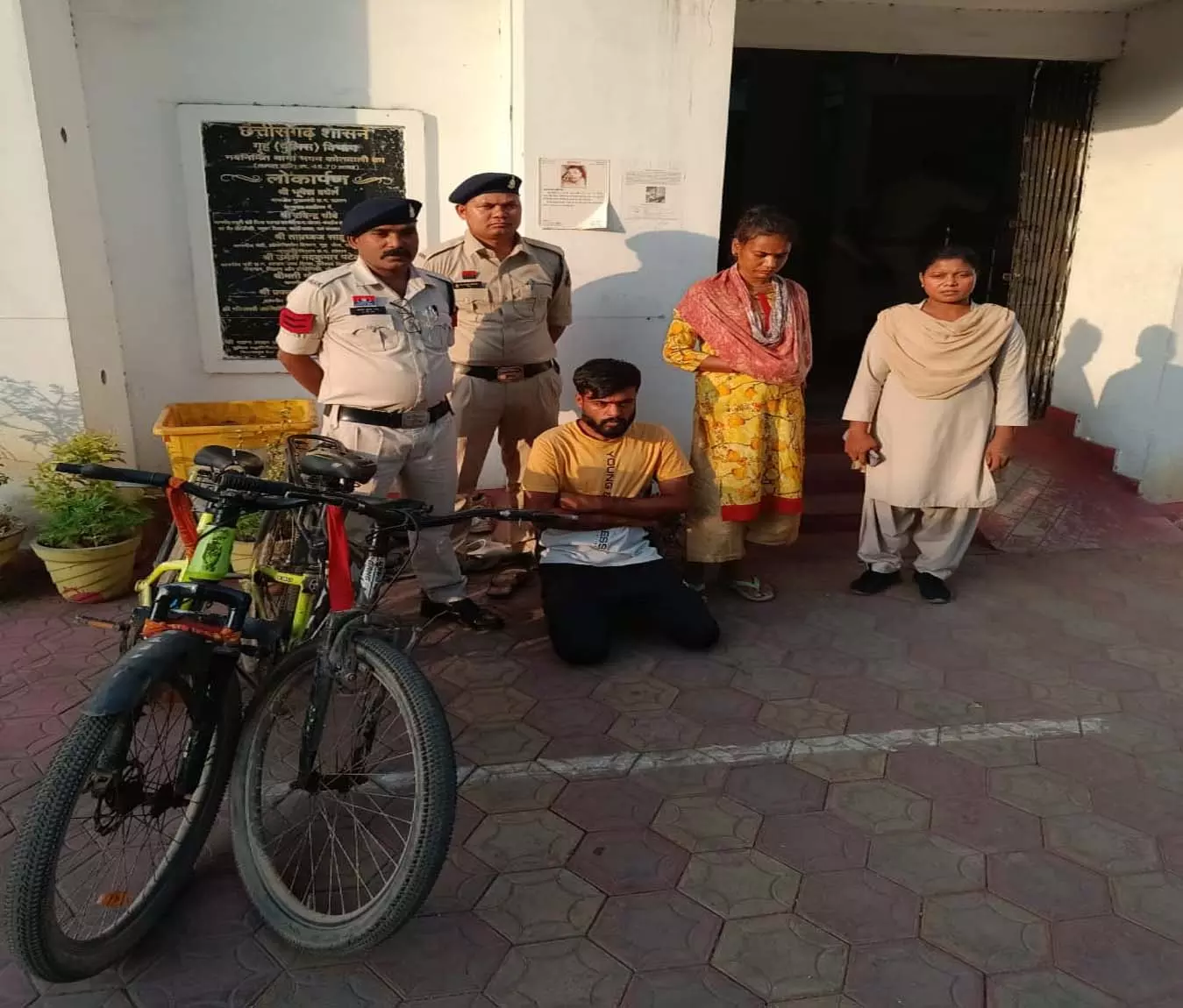 गजानंदपुरम कॉलोनी में हुई चोरी का 48 घंटे में खुलासा गजानंदपुरम कॉलोनी में हुई चोरी का 48 घंटे में खुलासा